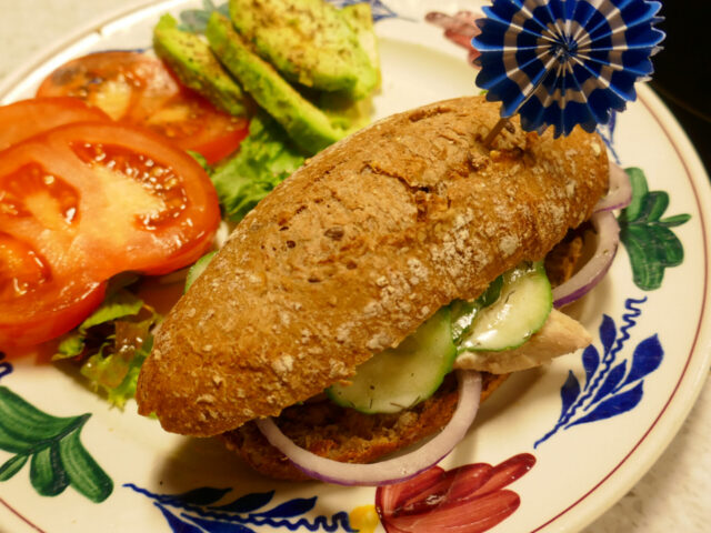 Vrijdagse visburger met makreel