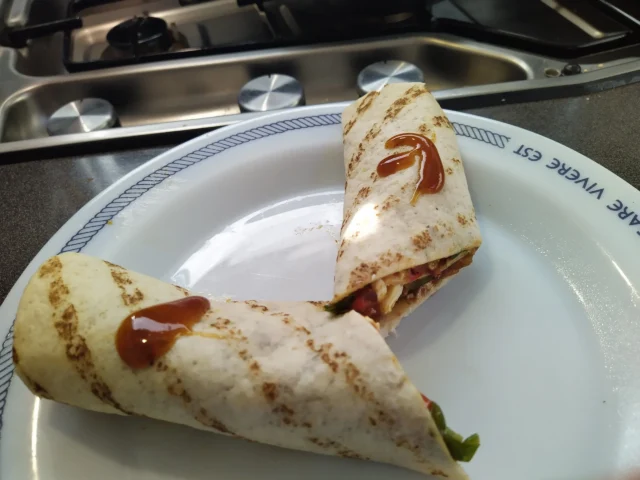 Wraps met roerbak en feta