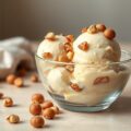 Yoghurtroomijs met hazelnoot