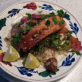 Zalm Teriyaki uit de oven met gewokte peultjes en radijs