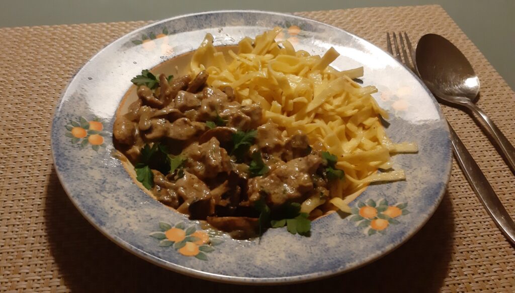 Zürcher Geschnetzeltes met tagliatelle