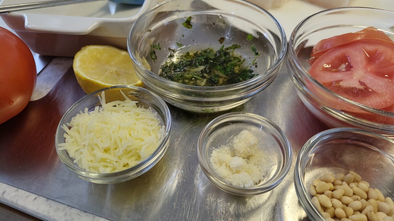 Kabeljauwhaas met tomaat en basilicum knoflook dressing uit de oven, foto 3