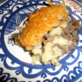 Ovenschotel met gehakt, paddenstoelen en puree van aardpeer