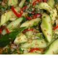 Thaise komkommersalade bij de ((BBQ ))