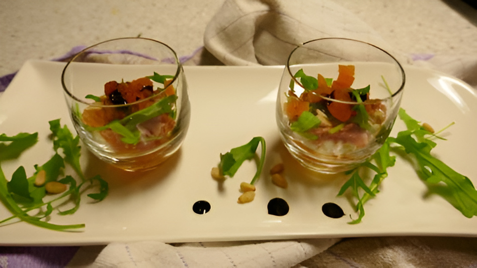 Amuse met geitenkaas, Gandaham, abrikozen en pijnboompitjes