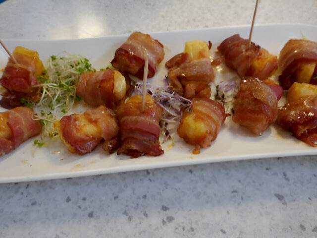 Ananas-Bacon-Bites