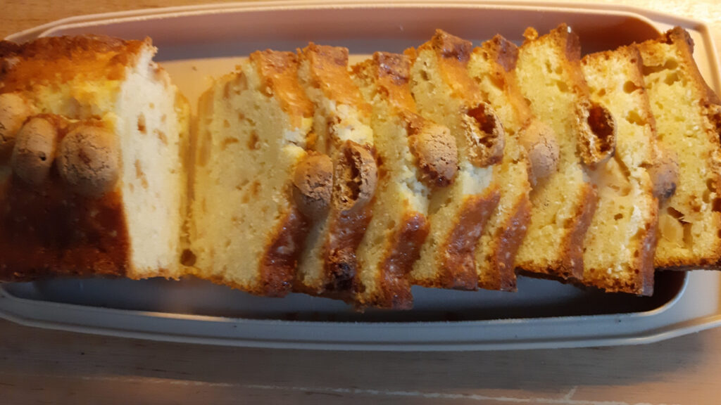 Appelcake met amaretti