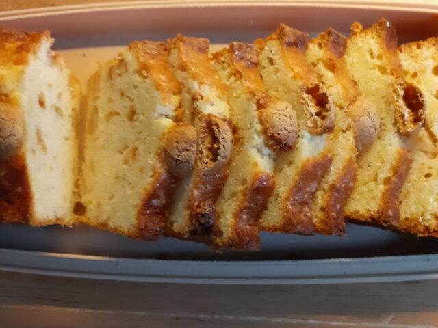 Appelcake met amaretti