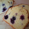 Citroencake met blauwe bessen
