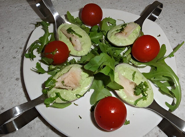Doperwtjesmousse met gerookte makreel en munt