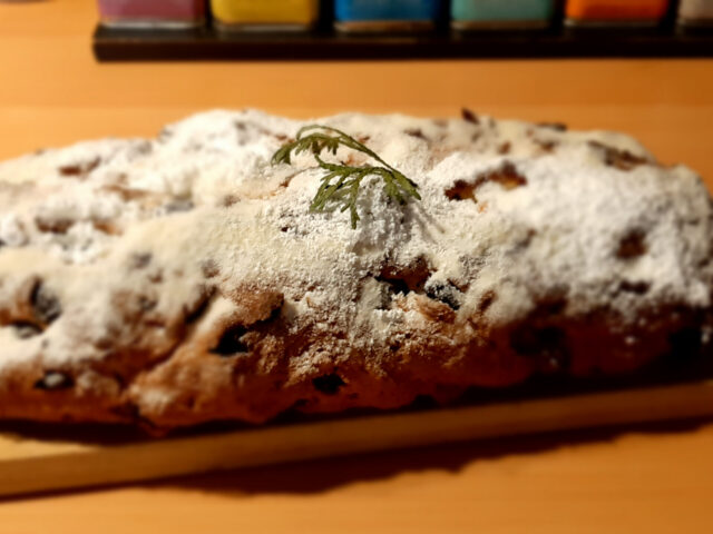 Echte Duitse Weihnachtsstolle of Kerststol