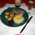 Fazantfilet rmet Rieslingzuurkool, druiven en spekaardappelen