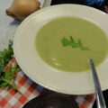 Fluweelzachte courgette- avocadosoep