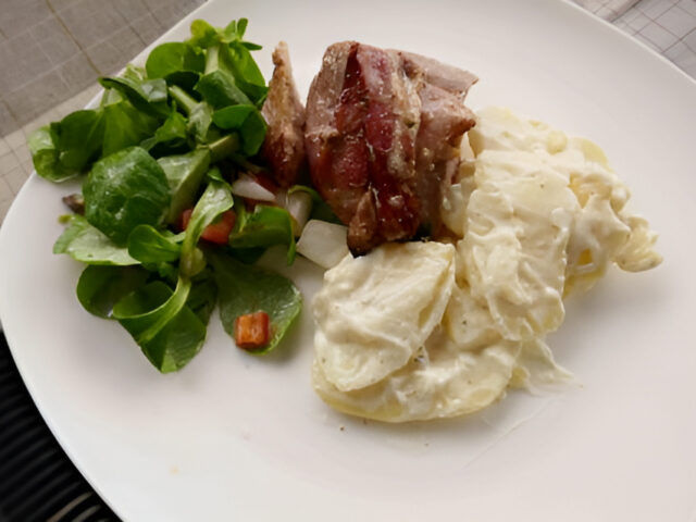 Gevulde varkenshaas van de BBQ