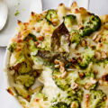 Heerlijk Vegetarisch Mac ’n cheese met broccoli, pastinaak en walnoten