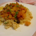 Herfstig pompoenstoofje met kippendij en couscous van Project Gezond.