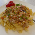 Kleurrijke Pasta Penne met Spekjes en Boursin….