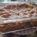 Lasagnerolletjes (of canneloni) gevuld met spinazie en ricotta