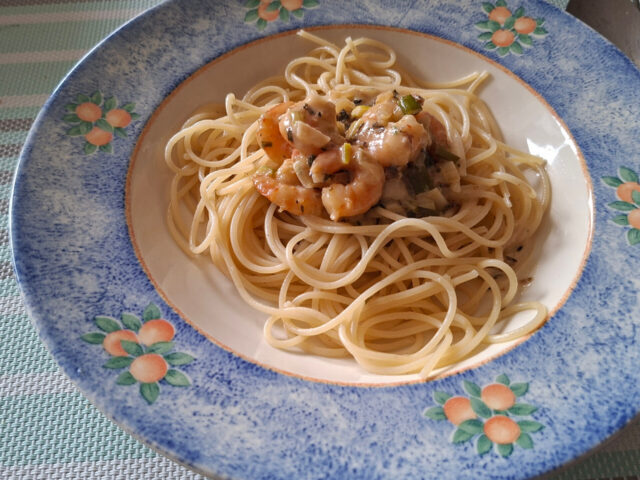 Linguine met garnalen in een heerlijke chili-roomsaus
