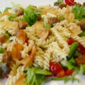 Maaltijdsalade Project gezond met Brie en Frambozendressing