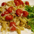 Pasta Pesto met gepofte cherrytomaatjes en kipfilet….P.G.