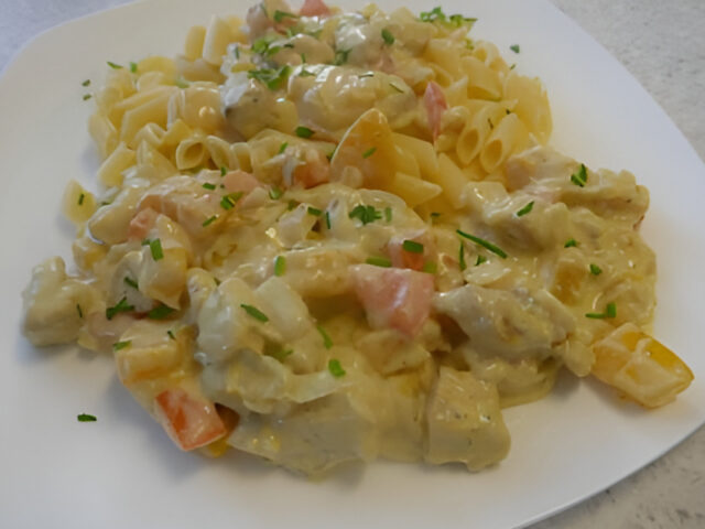 Perzik – Pasta – Penne met KerrieKip