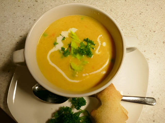 Potage à la Reine…….