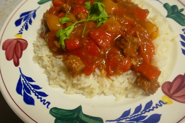 Project Gezond Goulash met een beetje karwijzaad .