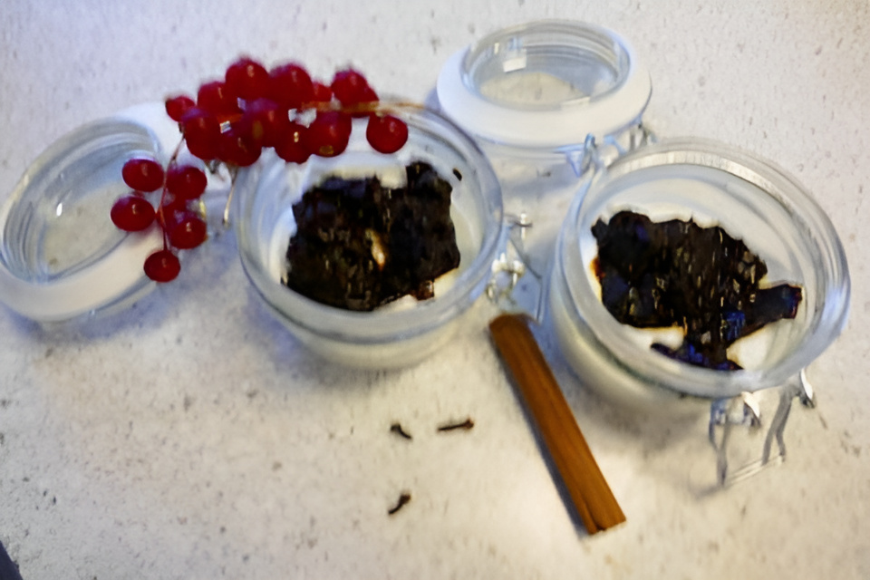 Pruimen met vanilleyoghurt