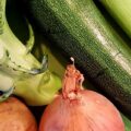 Romige rode bieten soep met spekjes