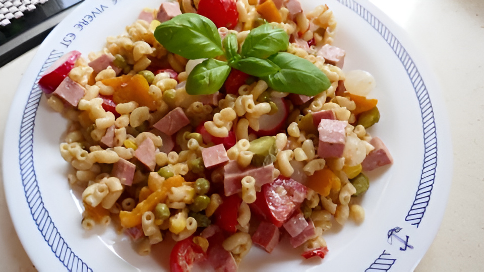 Schwarzwalder macaroni saladefantasie am Titisee.......