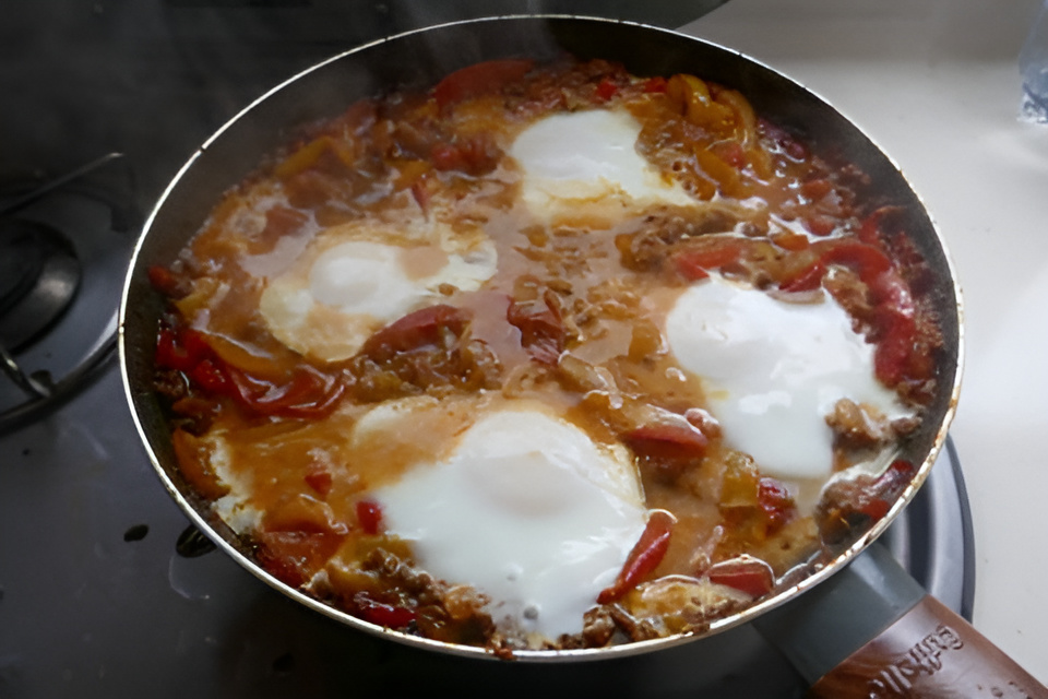 Shakshuka met gehakt en een eitje of 2.....