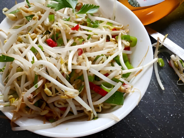 Slanke, knapperige Thaise Taugésalade