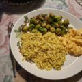 Pittige spruitjes met gebakken uitjes, ketjap en sambal