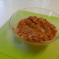 Thaise boemboe rode curry zelf maken is zó gebeurd .
