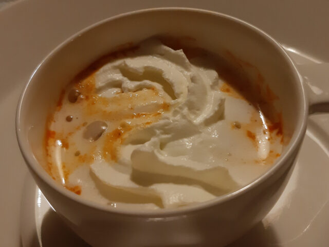 Tomaten-paprikasoep