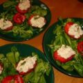 Tomaten gevuld met een mousse van gerookte forel