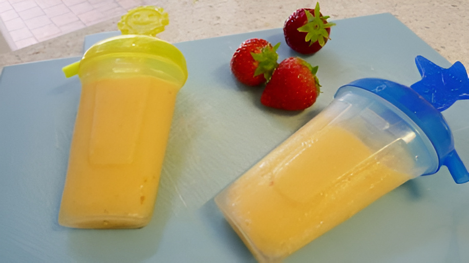 Tropisch mango-sinaasappel- kokosmelkijsje van Project Gezond + 1