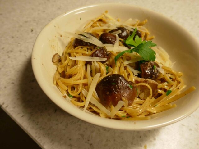 Truffel – Linguine met shiitakes en Grana Padano….