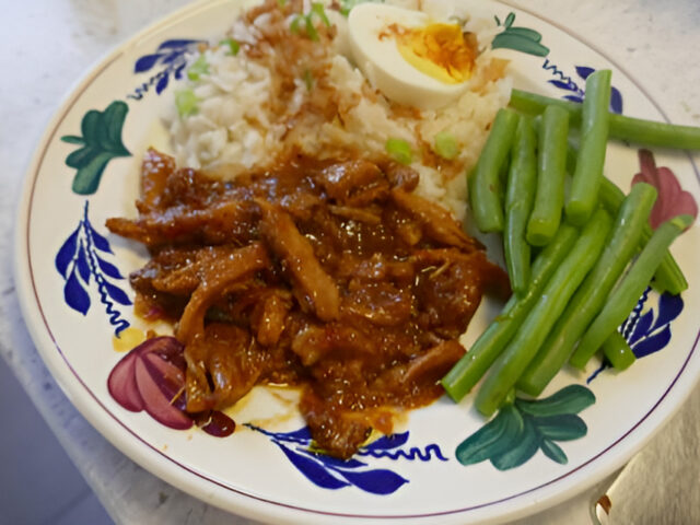 Verrukkelijke Indische , zoet pittige pulled chicken……