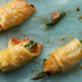 Zalmbroodjes met groene asperges